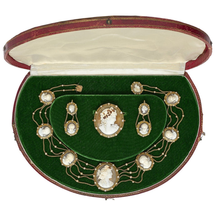 French gold and cameo parure 19th century