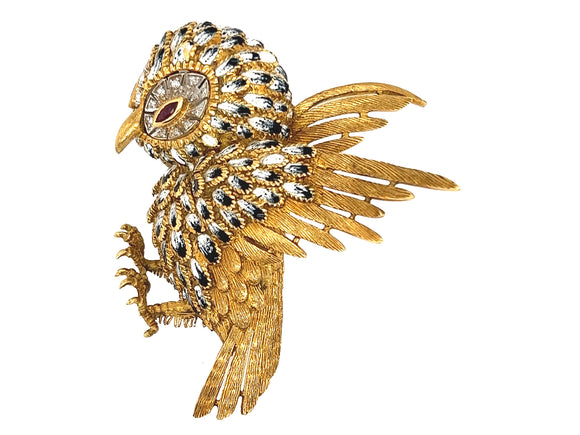 1960 Yellow gold, white enamel, diamond and ruby owl brooch