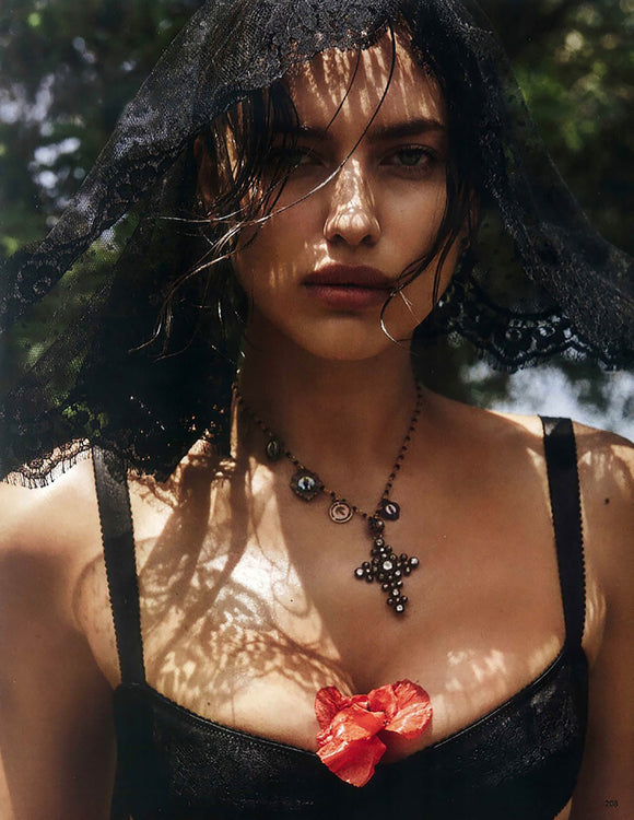 Vogue Japan – Irina Shayk wears Pennisi jewels
