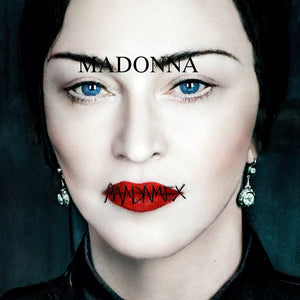 Madonna wears a Pennisi earrings