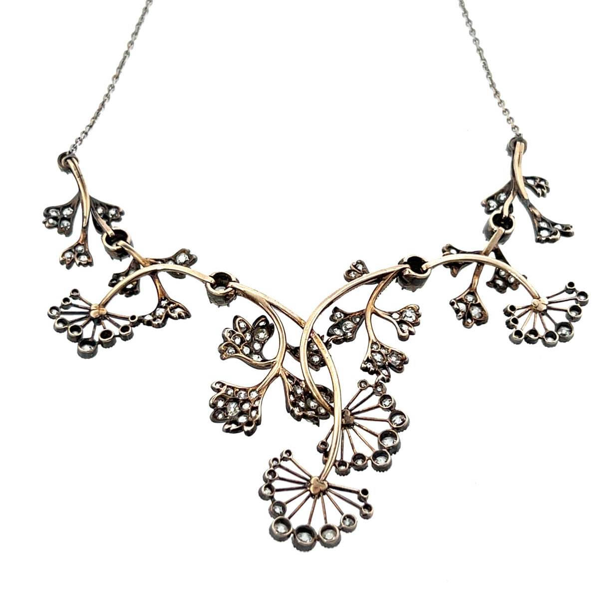 Collana floreale  antica con diamanti