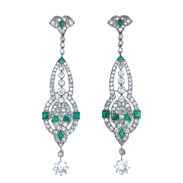 Orecchini Art Déco in platino diamanti e smeraldi 