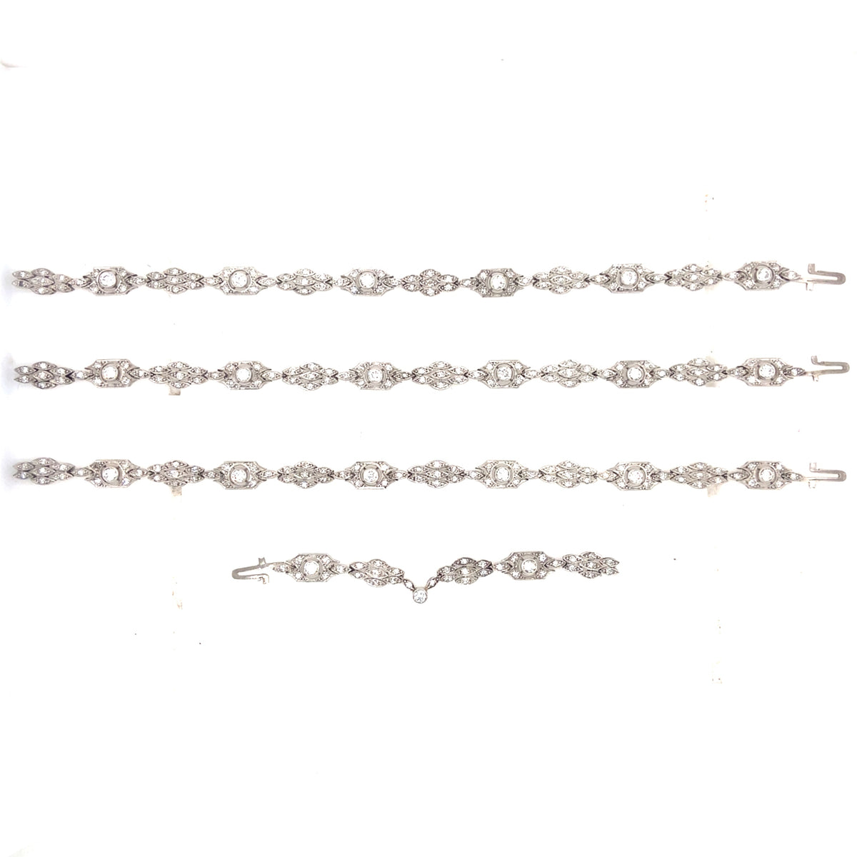 Pregiato Sautoir edoardiano in platino e diamanti