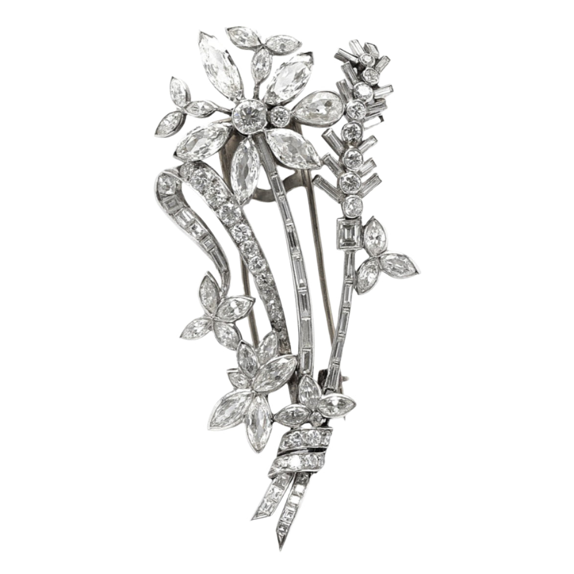 Spilla Art Déco in platino e diamanti a forma di ramo di fiori. Kutchinsky, Londra 1830 circa