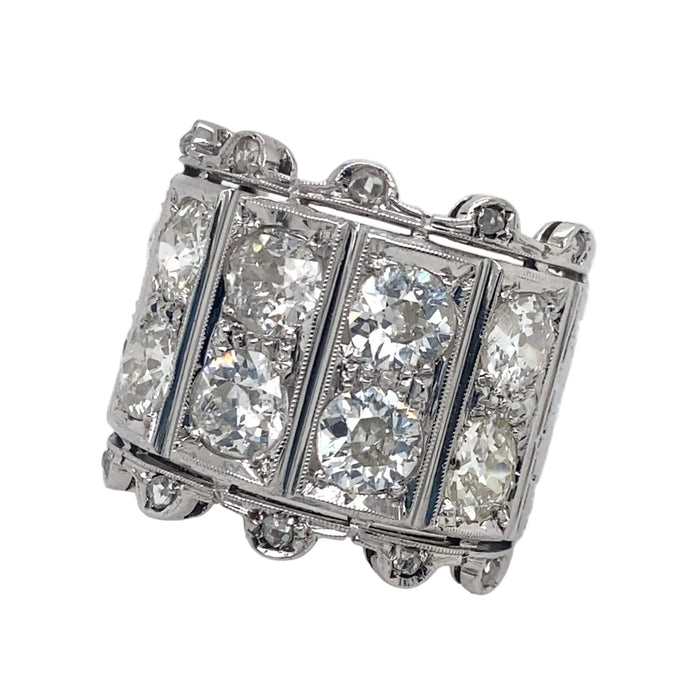 Anello Art Déco in oro e diamanti. 1935