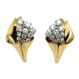 Orecchini in oro giallo e platino con diamanti, Collezione Mauboussin, 1940 c.a.