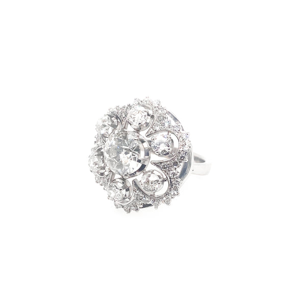 Old-cut diamond white gold marguerite ring 1950