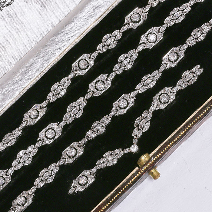 Fine Edwardian platinum and diamond Sautoir necklace