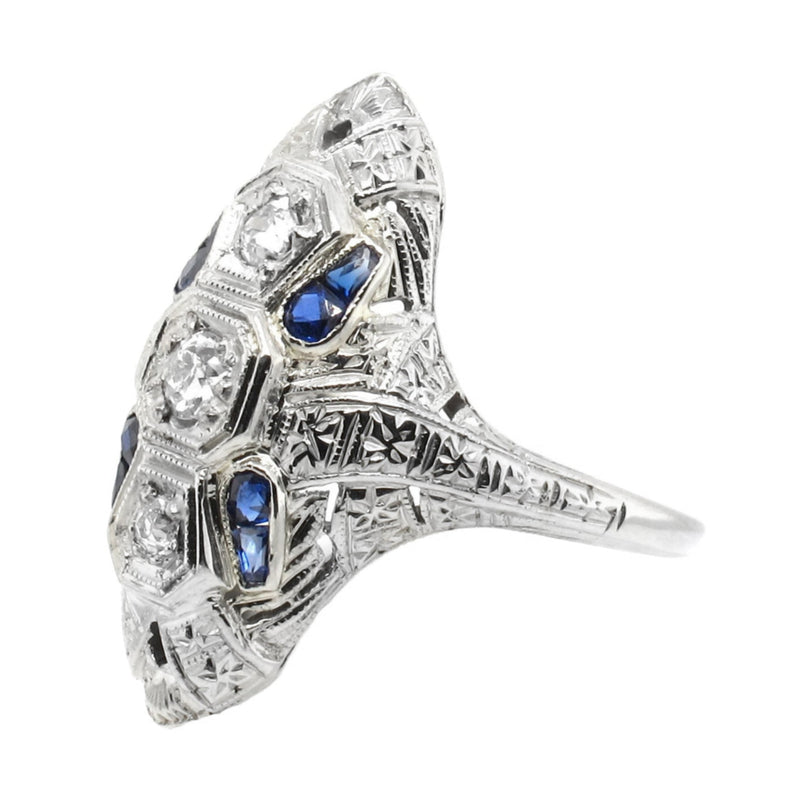 Anello Art Déco in platino con diamanti e zaffiri