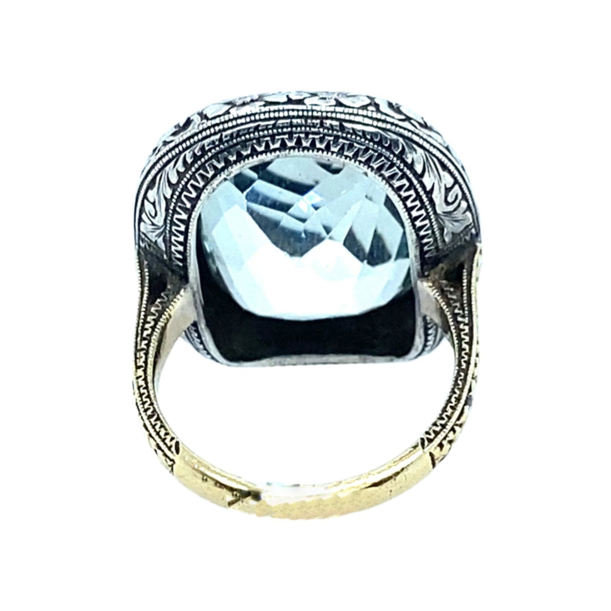 Belle Epoque gold aquamarine ring. 1900