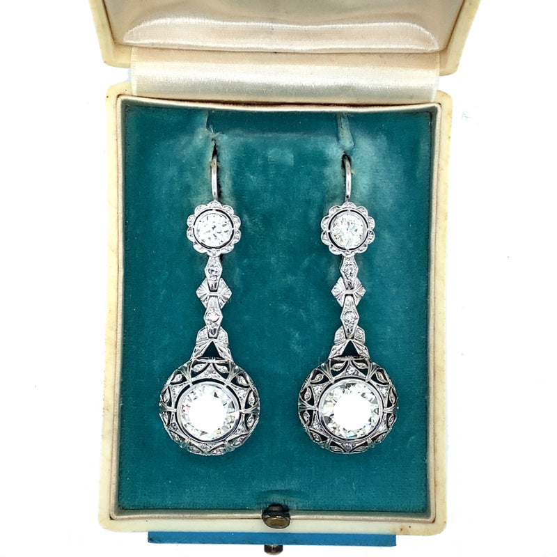 Art Déco diamond earrings, 1930