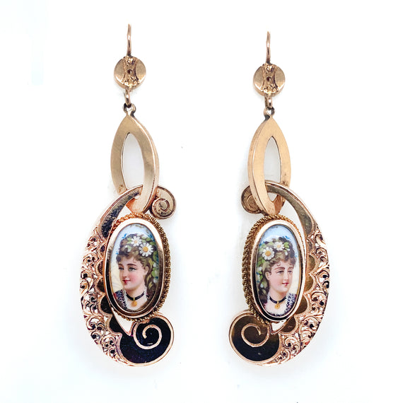Boucles d'oreilles anciennes en or rose et miniatures