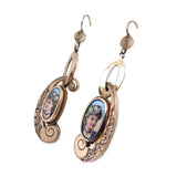 Boucles d'oreilles anciennes en or rose et miniatures