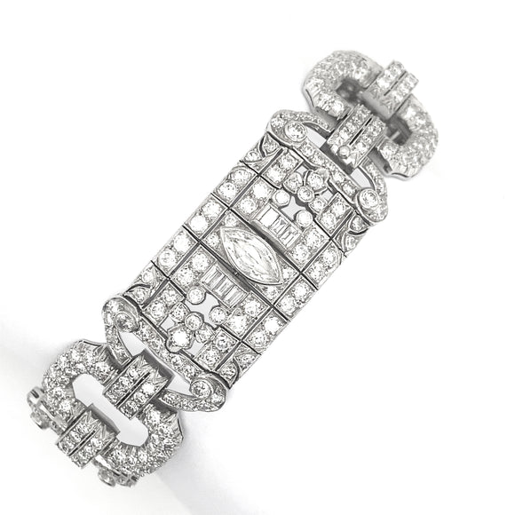 Un bracelet Art Déco en platine et diamants, 1930 ca