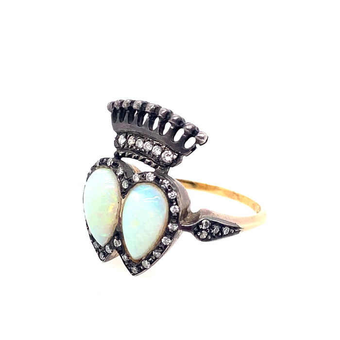 Anello vintage in oro diamanti e opali 