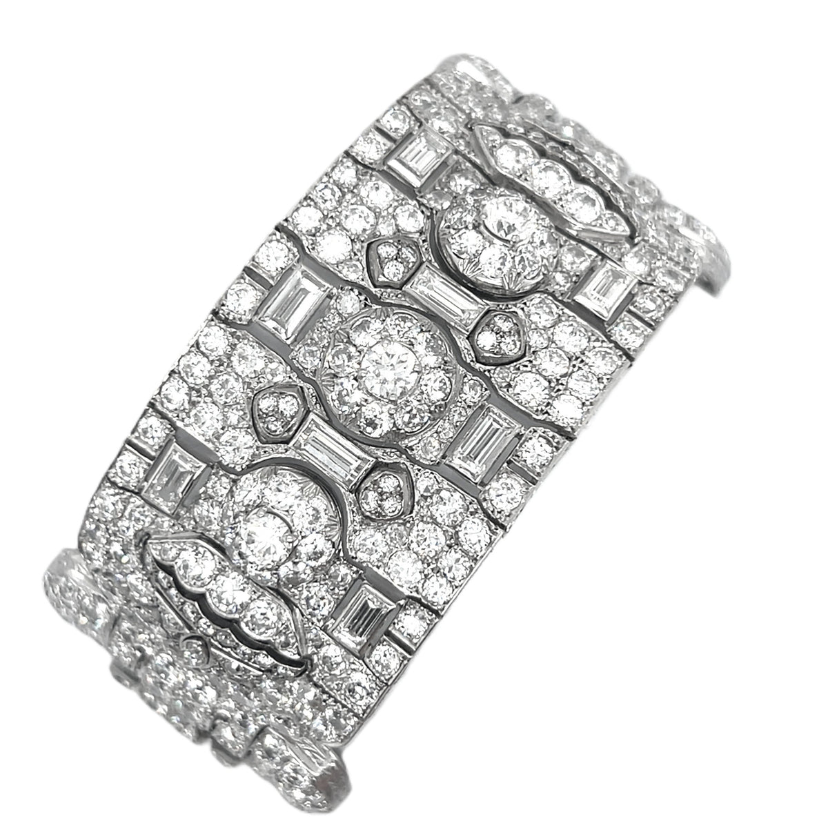 Importante Bracciale Art Dèco in platino con diamanti 