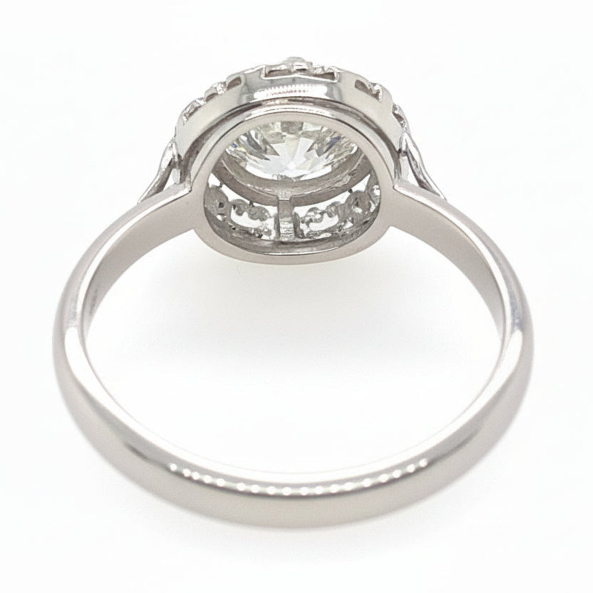 Art Déco platinum and diamond engagement ring