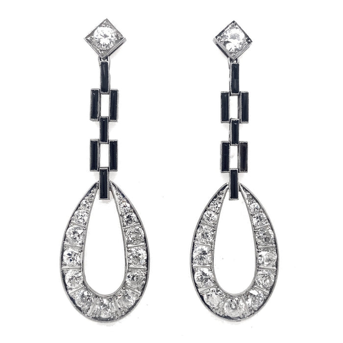 Delicati orecchini Art Déco in platino, diamanti e onice, 1925