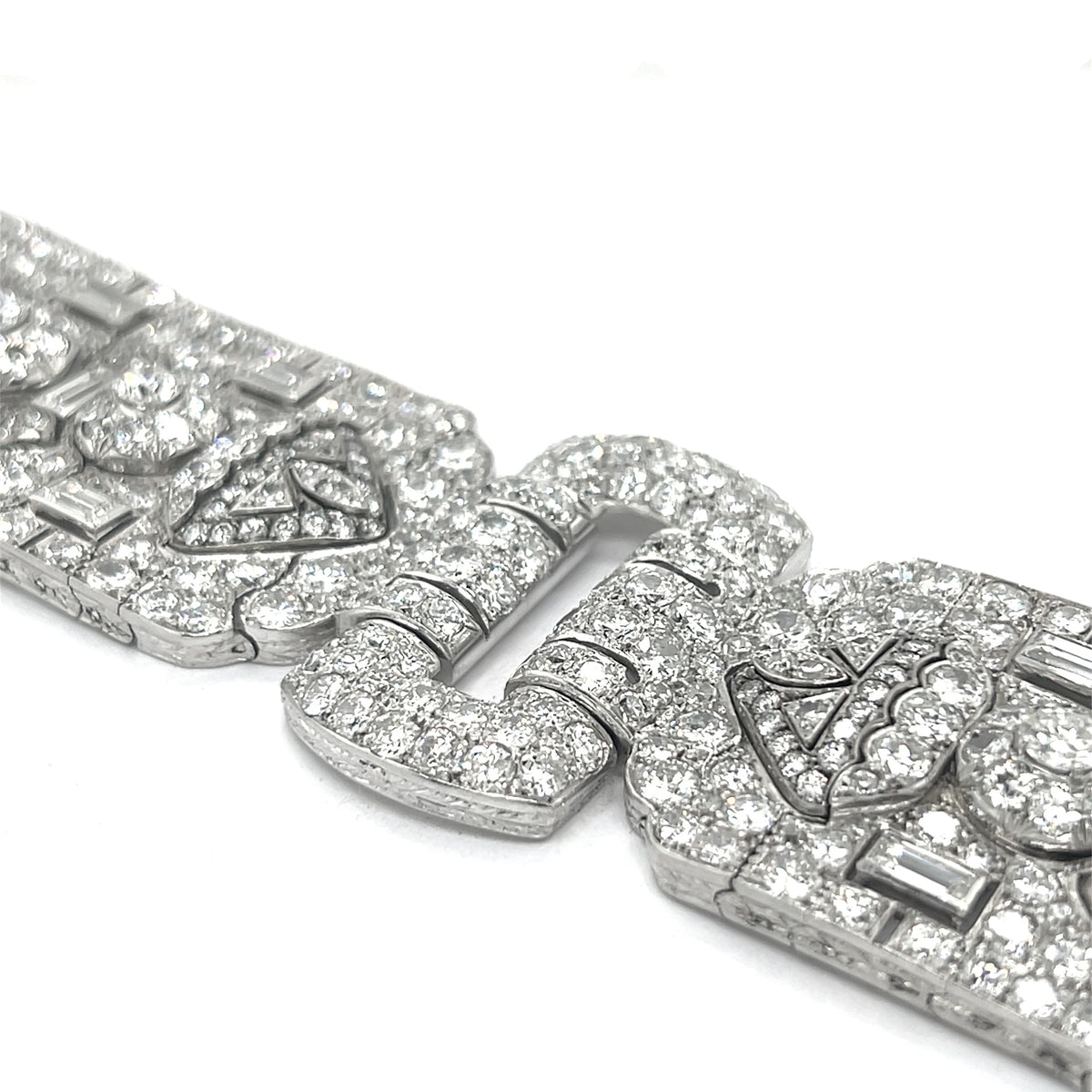 Importante Bracciale Art Dèco in platino con diamanti 