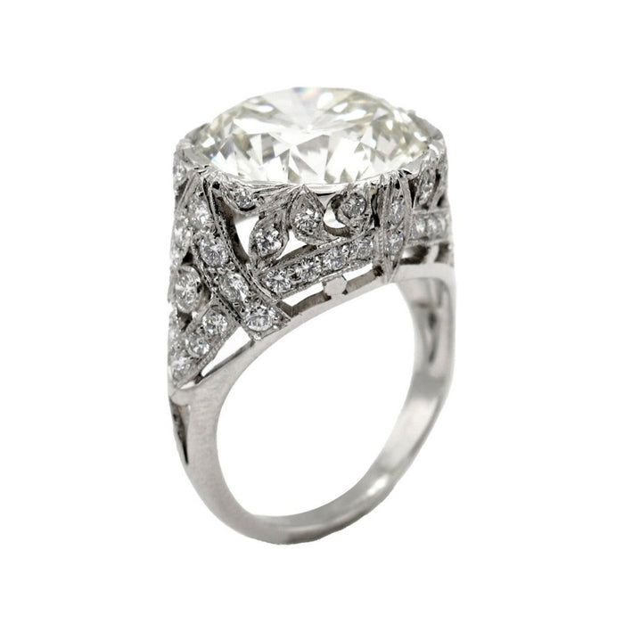 Important platinum and diamond solitaire ring. 11.21 carats