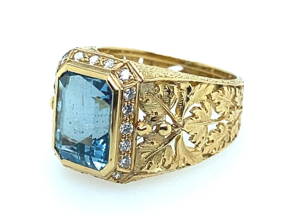 Vintage gold diamond and aquamarine ring
