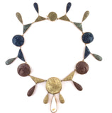 Antica collana in oro giallo con 28 cammei su lava, 1860 c.a.
