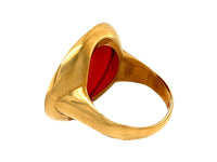 A late Victorian 12 carats gold and cameo ring depicting Mercure. Late 19th century