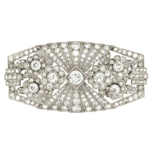 An Art Déco platinum and diamond plaque brooch. France, 1925 circa