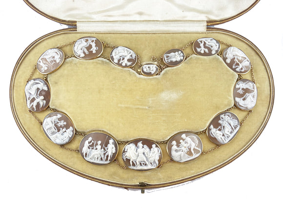 Georgian gold and cameo necklace.