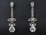 Edwardian platinum and diamond earrings, 1910 c.a.