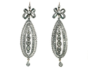 Edwardian gold and diamond earrings, 1900 c.a.