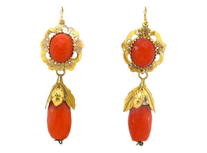 A XIX Century yellow gold and coral earrings