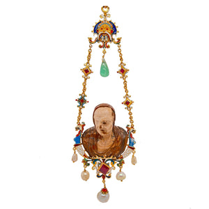 A XIX Century neo renaissance gold jeweled, emerald, ruby, natural pearls and enameled pendant holding an agate bust of a man.