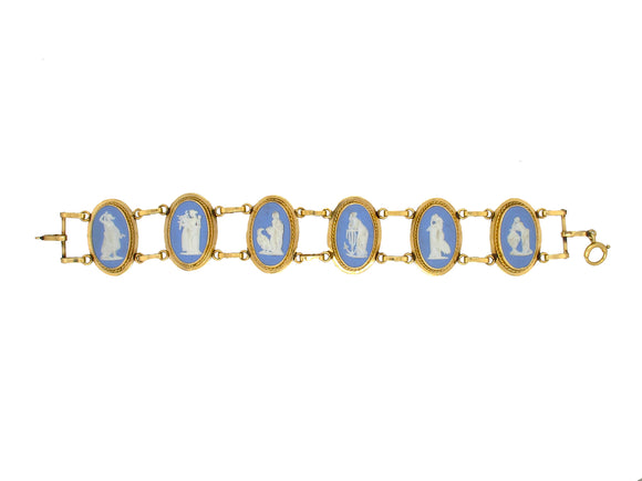 Antique Georgian bracelet in yellow gold, Wedgwood porcelain jasper plaques. England 1830 circa