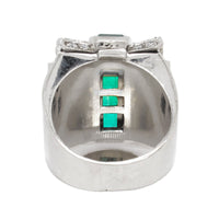 Art Déco platinum diamond and emerald ring, 1930 c.a.