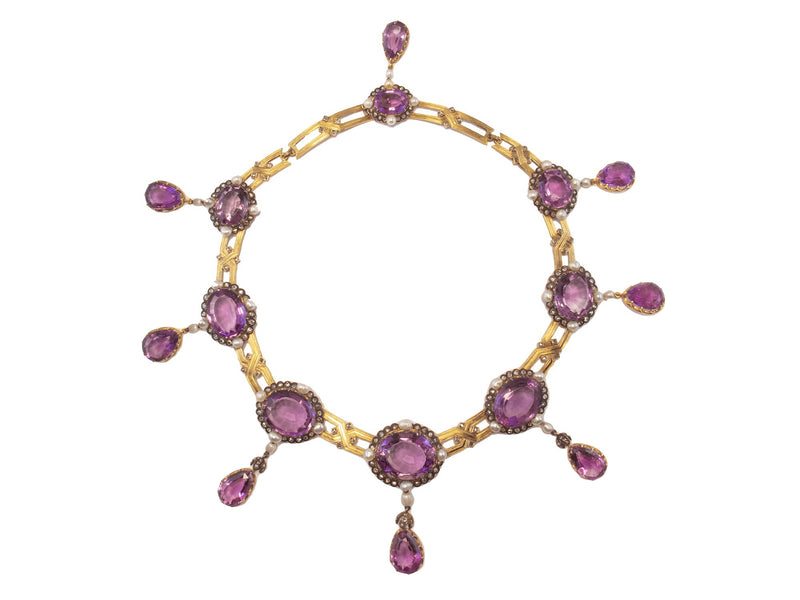 importante completo in oro, diamanti e ametista. Francia. Napoleone III, 1860 ca.