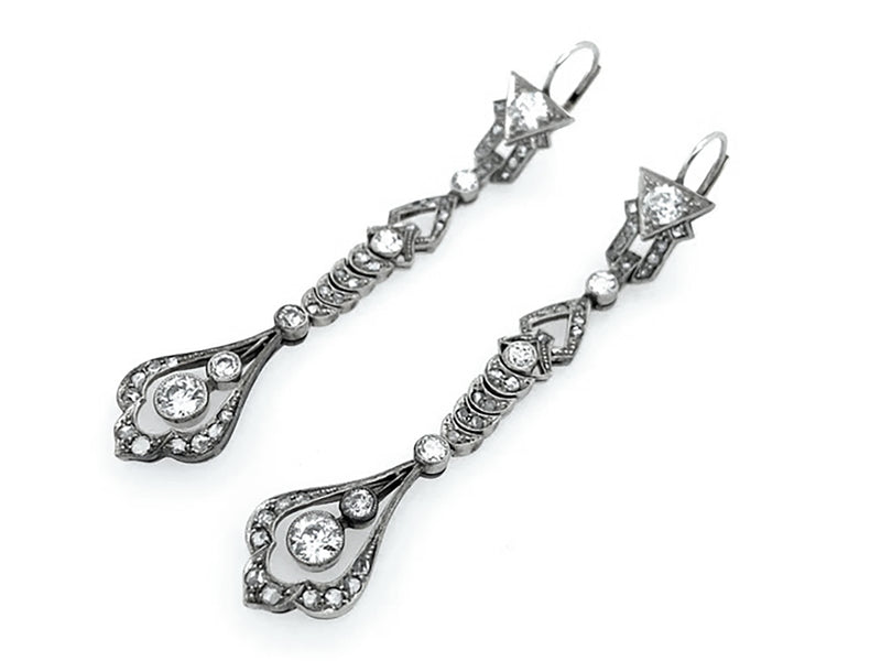 Long platinum and diamond  earrings between Edwardian and Art Deco