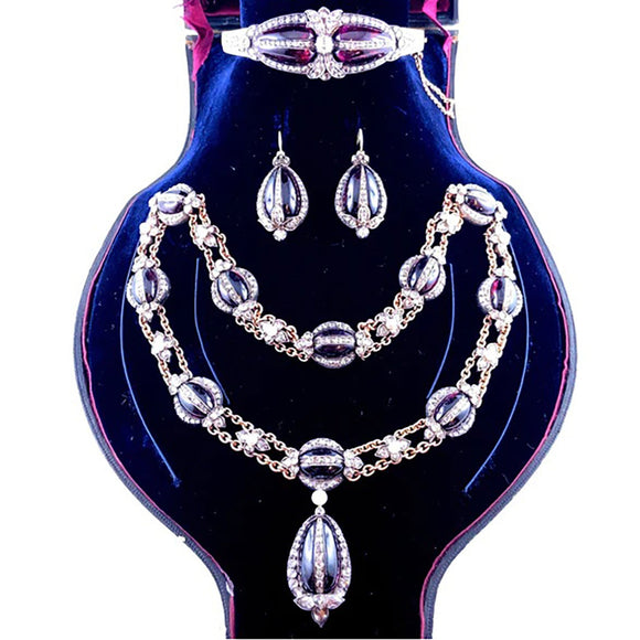 Victorian gold, diamond and garnet Parure