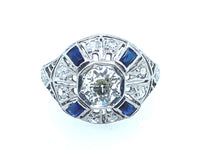 Anello Art Déco in platino con diamanti e zaffiri, 1930.
