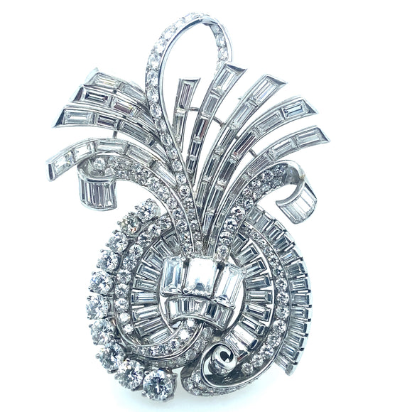 An Art Déco platinum and diamond brooch