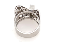 Art Deco platinum and diamond ring