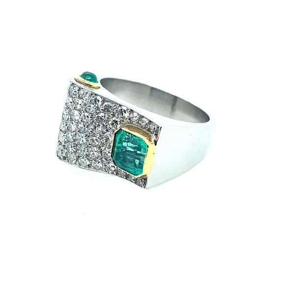 Art Déco platinum diamond and emerald ring. 1930